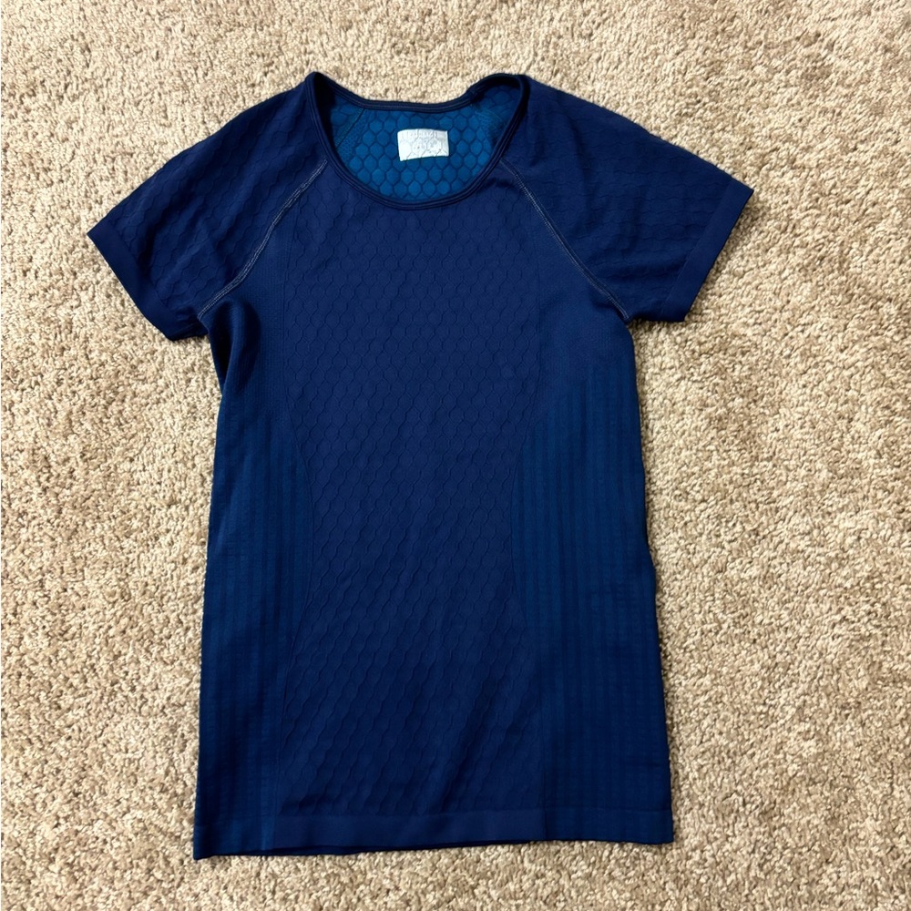 Athleta Athletic Top Size Small
